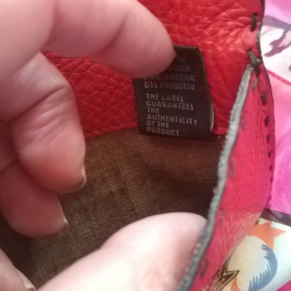 Fendi purse..FIRM - Picture 8 of 10